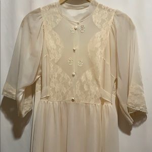 VINTAGE PEIGNOIR (2pcs) CREME SEMI SHEER ROBE LACE
